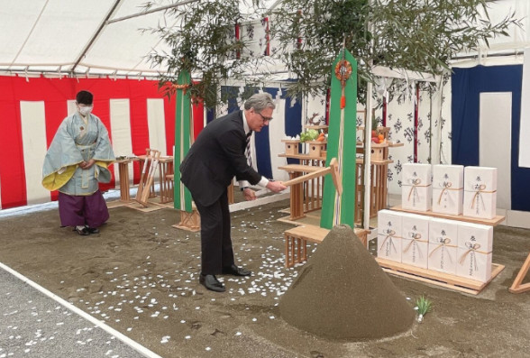 Colt DCS Inzai 4 Bahnbrechend